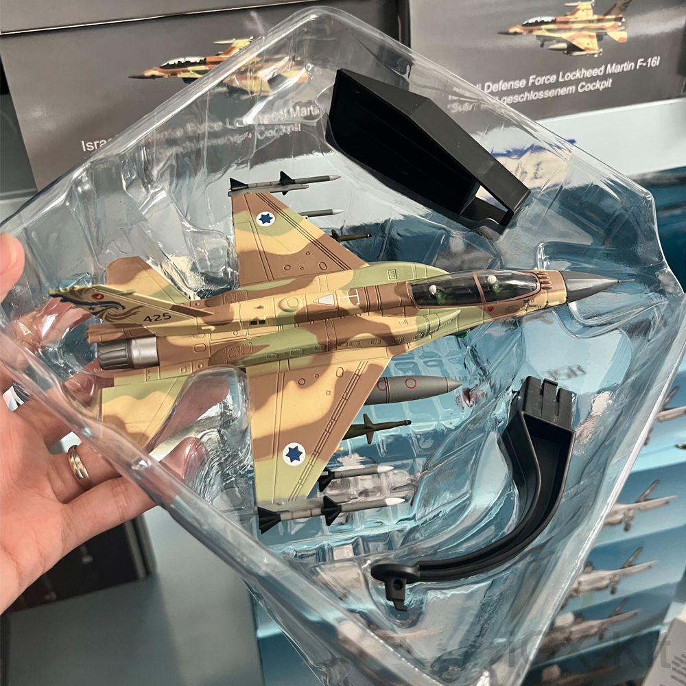 Model Kit Planes - 1:72 Israeli Air Force F16 F-16I