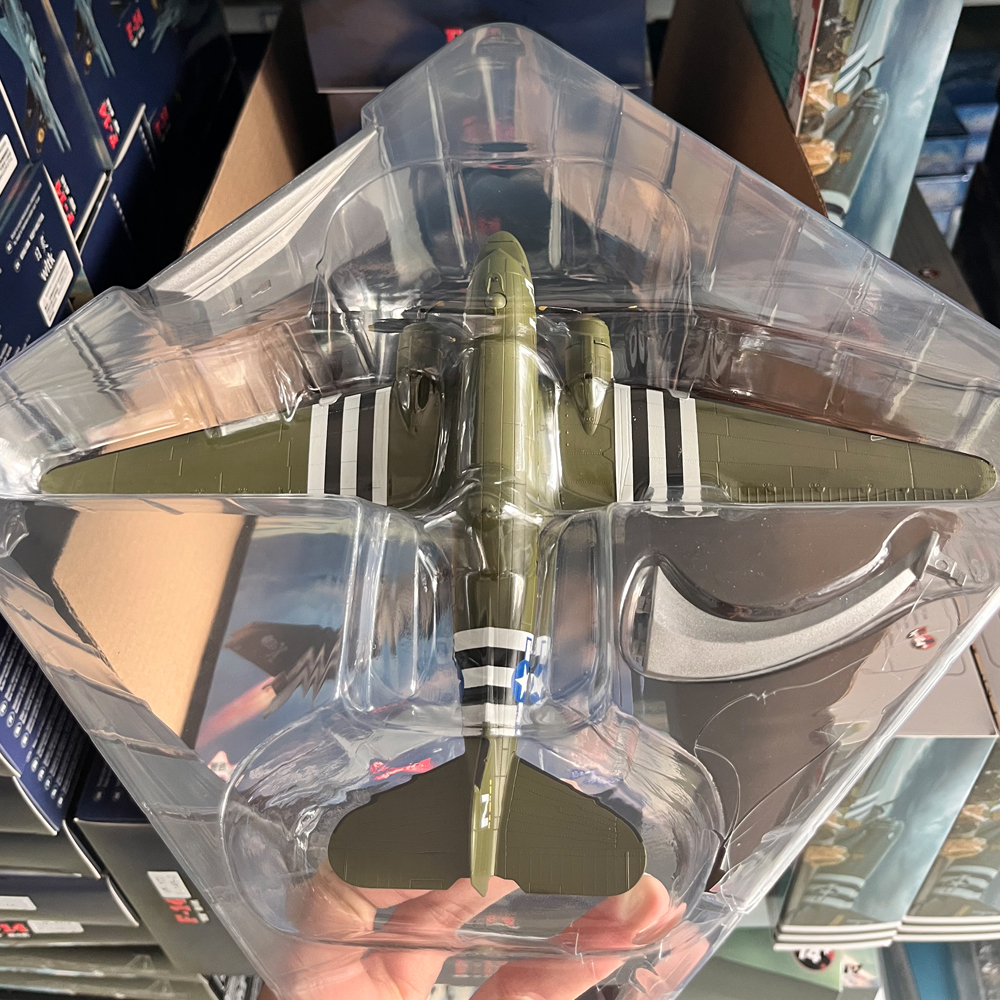 Model Kit Planes - 1:100 Scale World War II Douglas