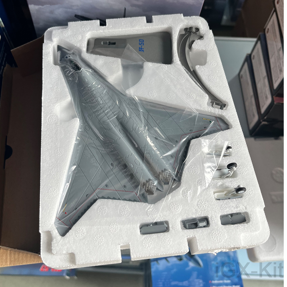 Model Kit Planes - 1:144 Scale China J50 Fighter Jet