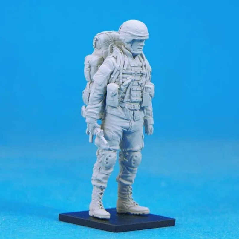 Model Kit Reshiram - 1/35 Scale Resin Figure Assembly Model