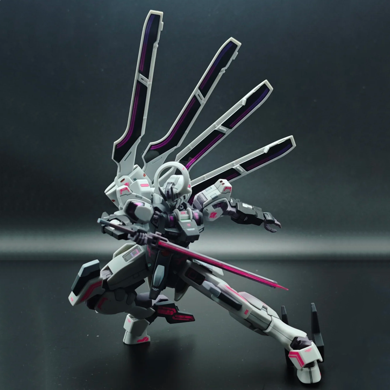 Model Kit Kshatriya - HG 1/144 Schwarzette The Witch From