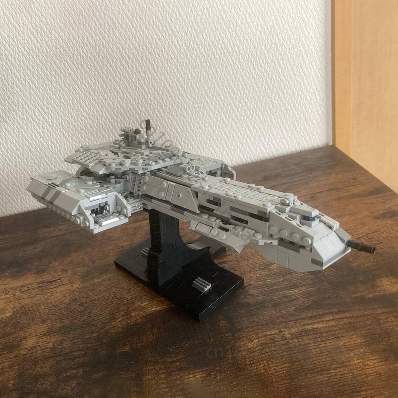 NEW BC-304 Daedalus Class Batt - Model Kit Robocop のレビューと価格