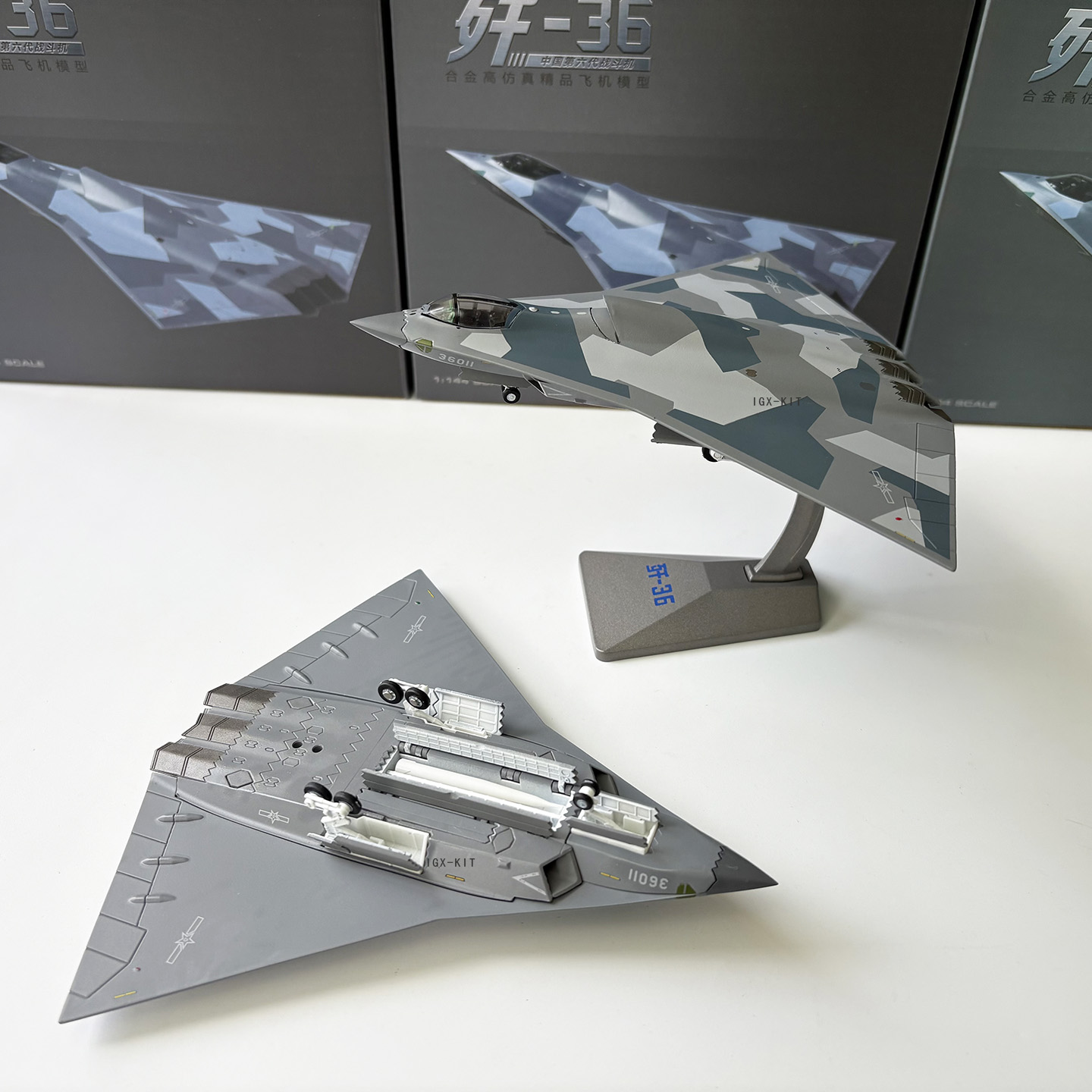 1/144 AF1 J-36 Chinese 6th Gen - Model Kit Planes のレビューと価格