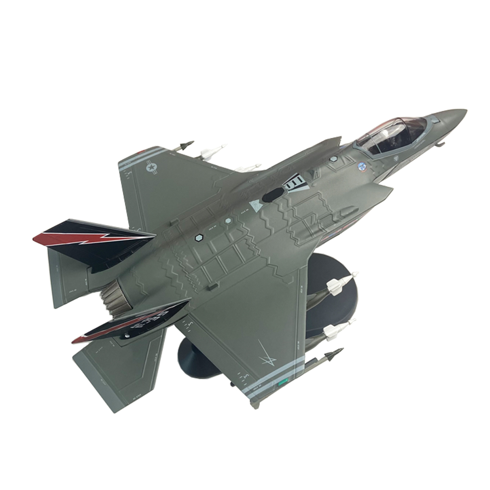 1:72 Scale US Army F-35 F-35A  - Model Kit Planes のレビューと価格