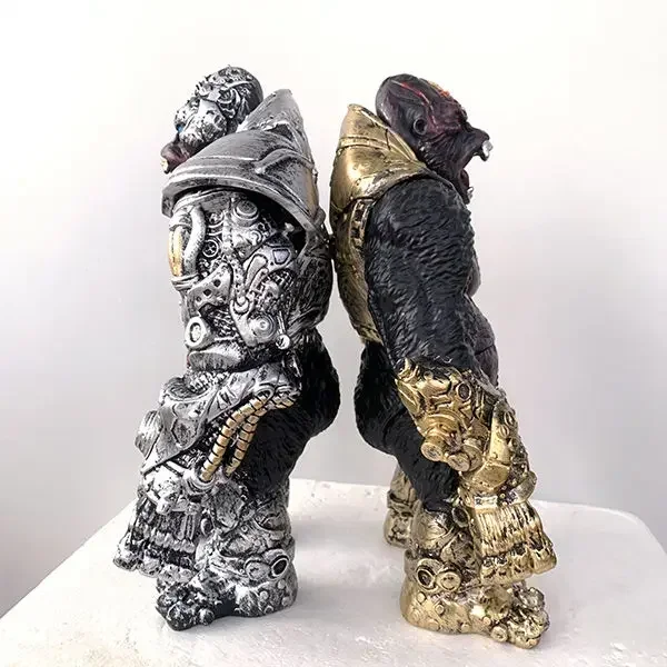 New Godzilla Vs Kong 2 Evoluti - Model Kit Vs Action Figure のレビューと価格