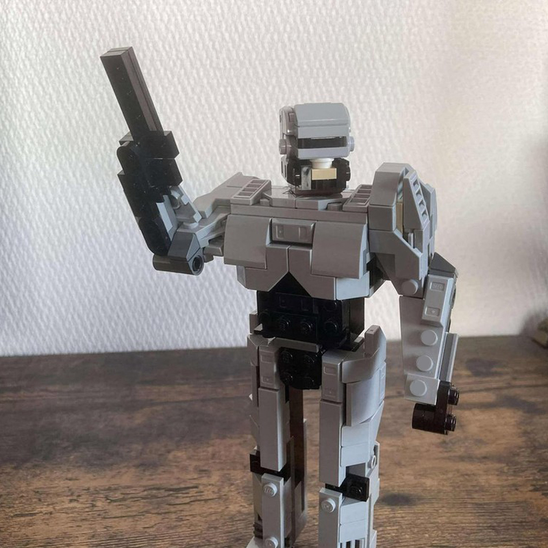707 PCS Tech car mech robots A - Model Kit Robocop のレビューと価格
