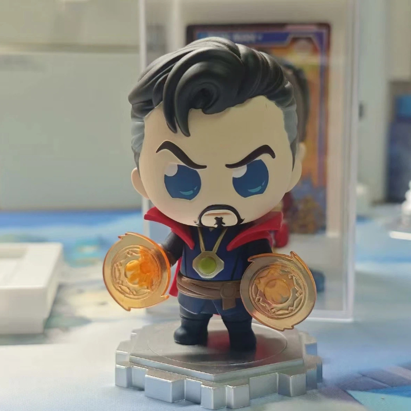 HotToys Cosbi Marvel Avengers  - Model Kit Box のレビューと価格