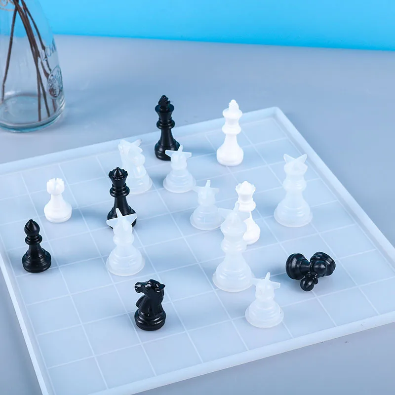 Top Quality 2026New Chess Sili - Resin Kit Cast のレビューと価格